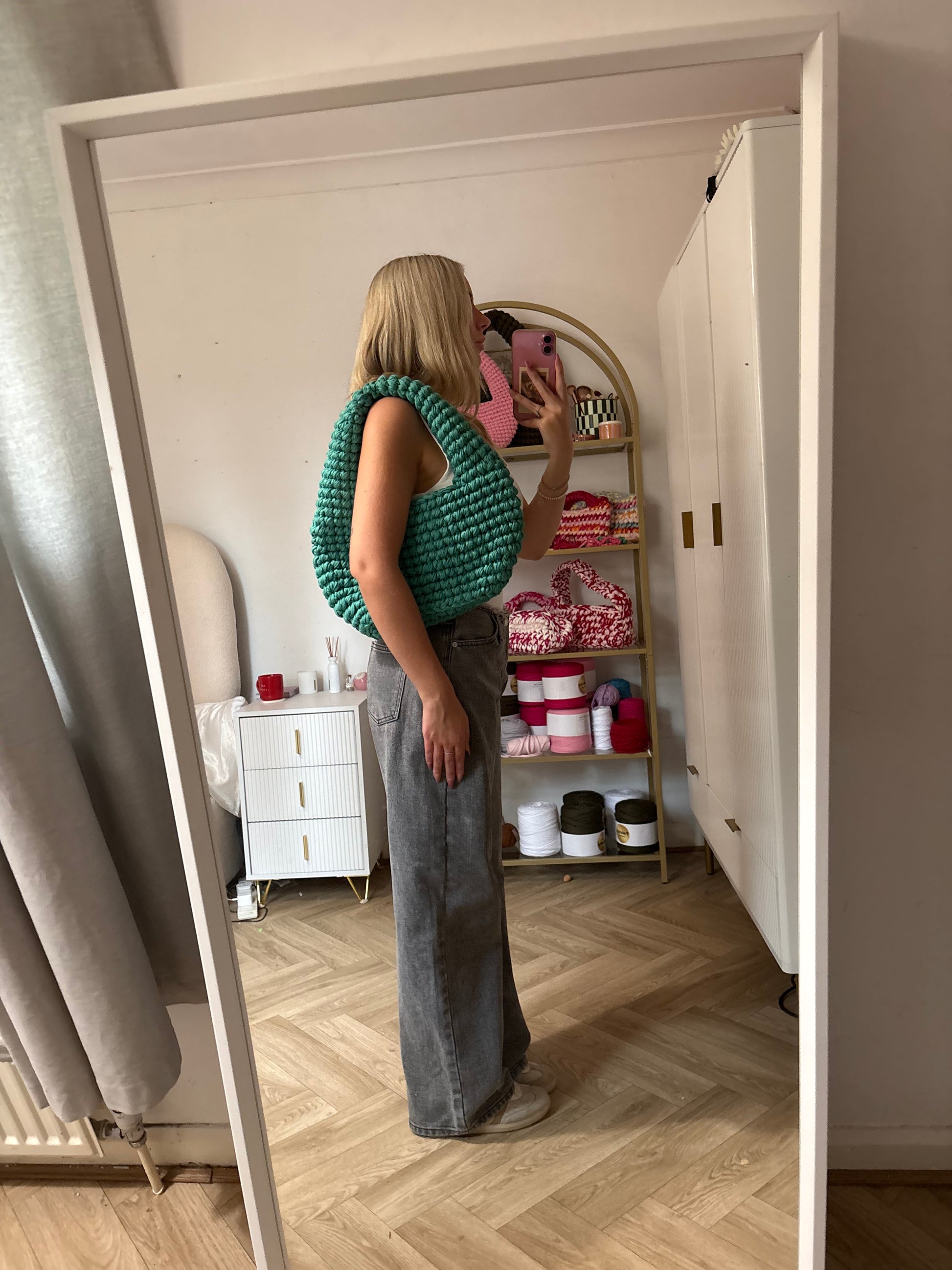 The Oval Bag - Green