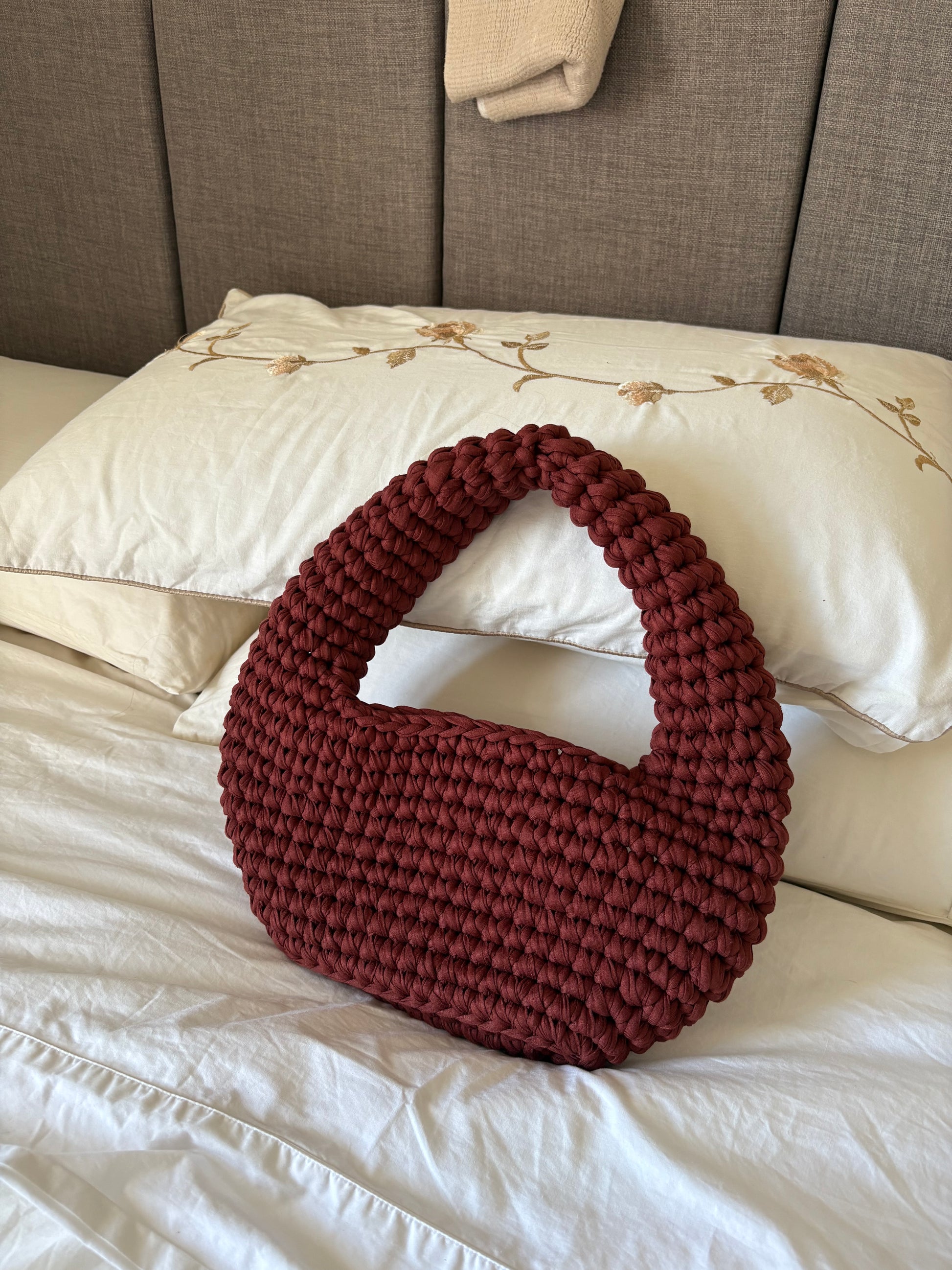 The Oval Bag - Brown